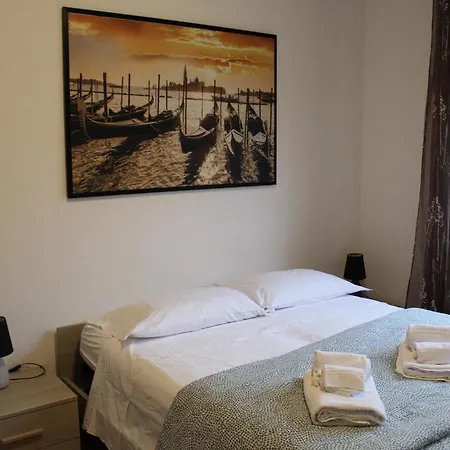 Venice Sweet - Your In A Beautiful Neighborhood Of The Of Venice Apartment *