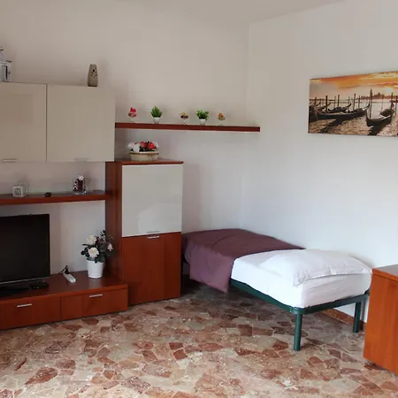 Venice Sweet - Your In A Beautiful Neighborhood Of The Of Venice Apartment Favaro Veneto