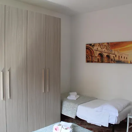 Venice Sweet - Your In A Beautiful Neighborhood Of The Of Venice Apartamento Favaro Veneto