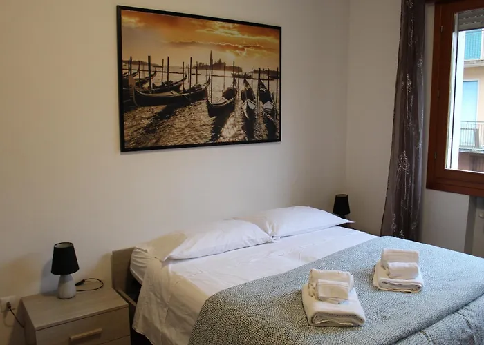Venice Sweet - Your In A Beautiful Neighborhood Of The Of Venice Apartament *